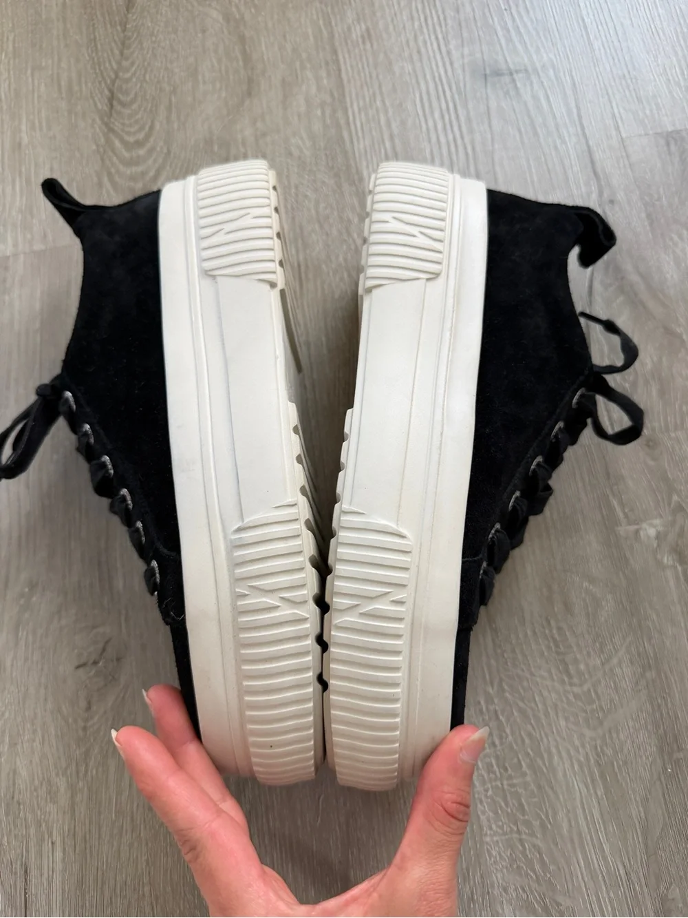 J/Slides Black Suede Lace Up Platform Sneakers 8M